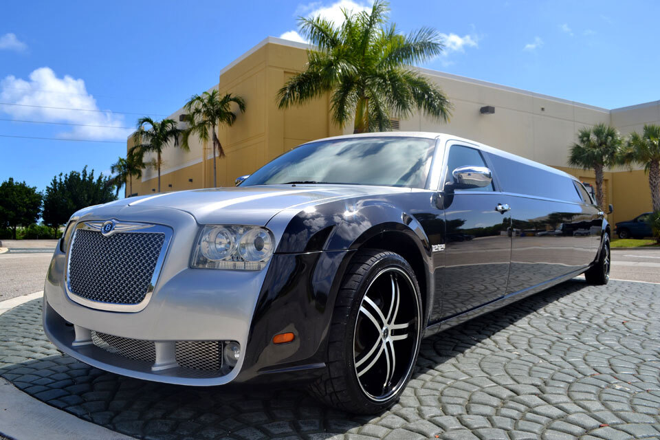 lewisville-tx chyrsler 300 limo rental